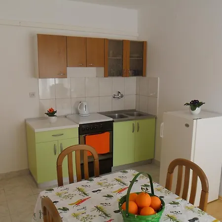Apartment Ivo *