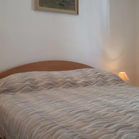 Ivo Apartment *